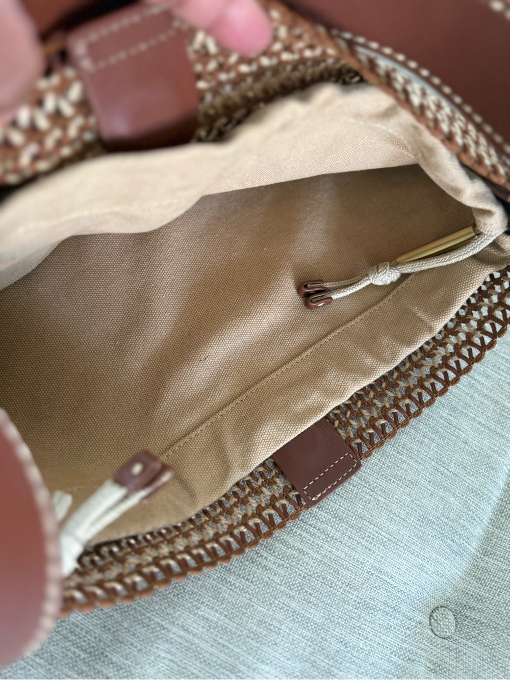 Adolfo Dominguez Woven Shoulder Bag in Tan and Brown - Picture 6 of 8
